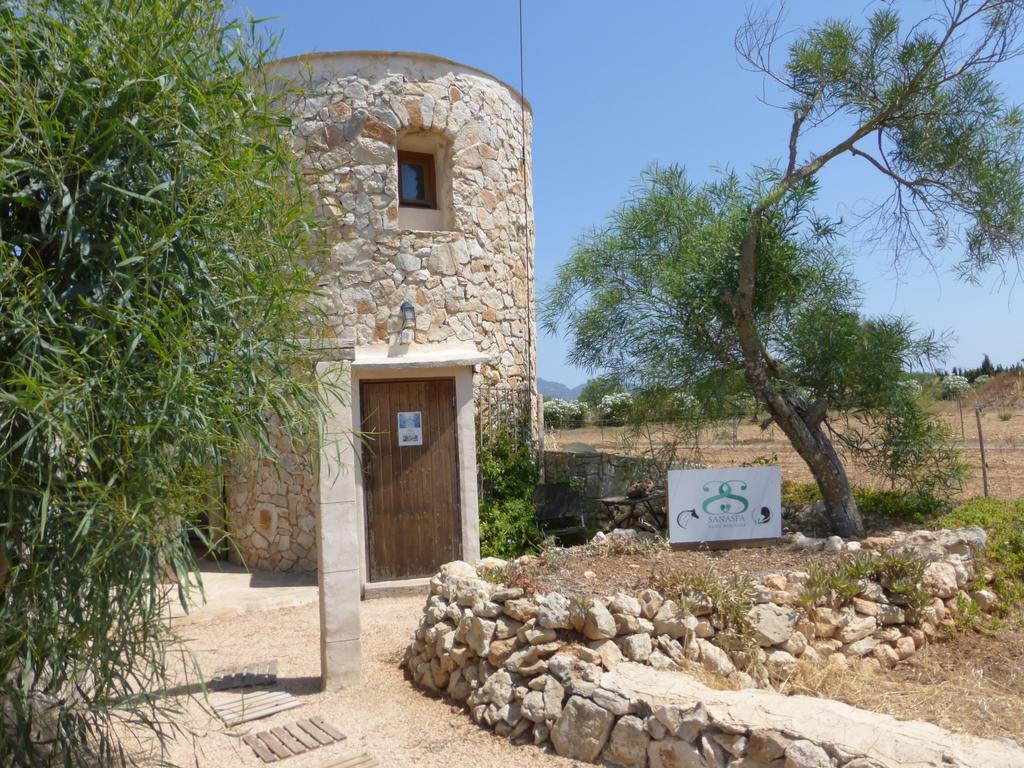 Hacienda d'Armando Bed and Breakfast Fenalitx  Exterior foto